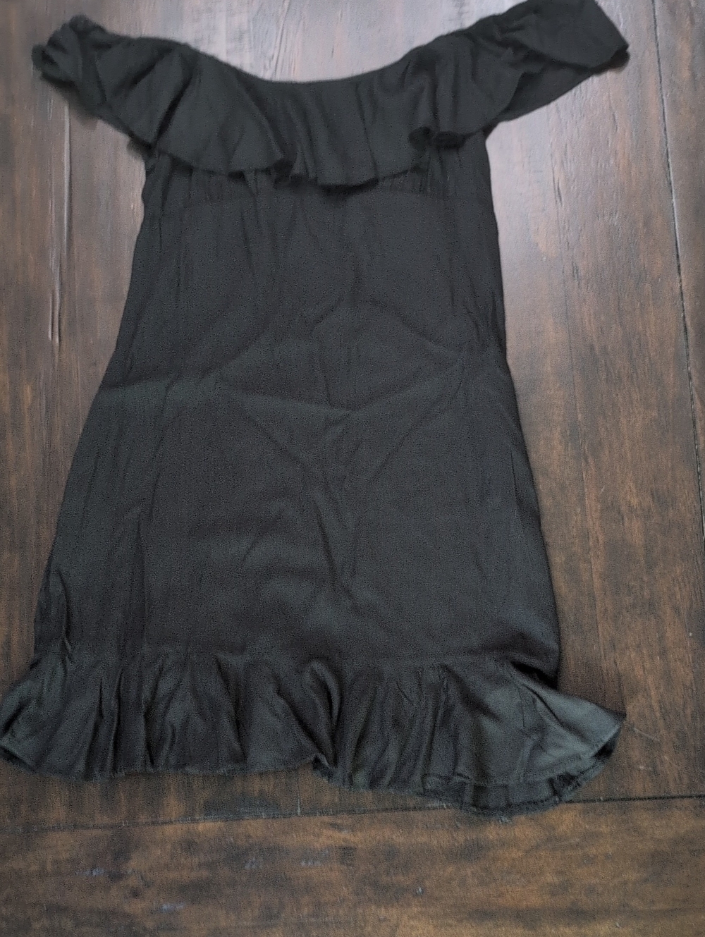 NWT Abercrombie & Fitch Black Off-the-Shoulder Ruffle Mini Dress – Size XS